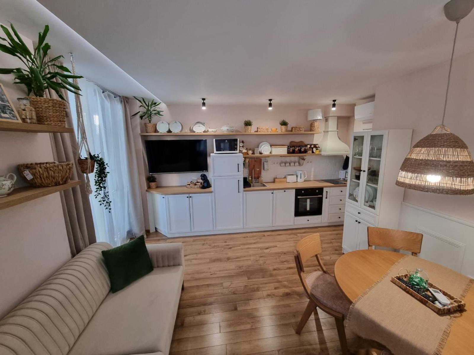 Apartment Polina - 2Bd Next To Sea Garden فارنا المظهر الخارجي الصورة
