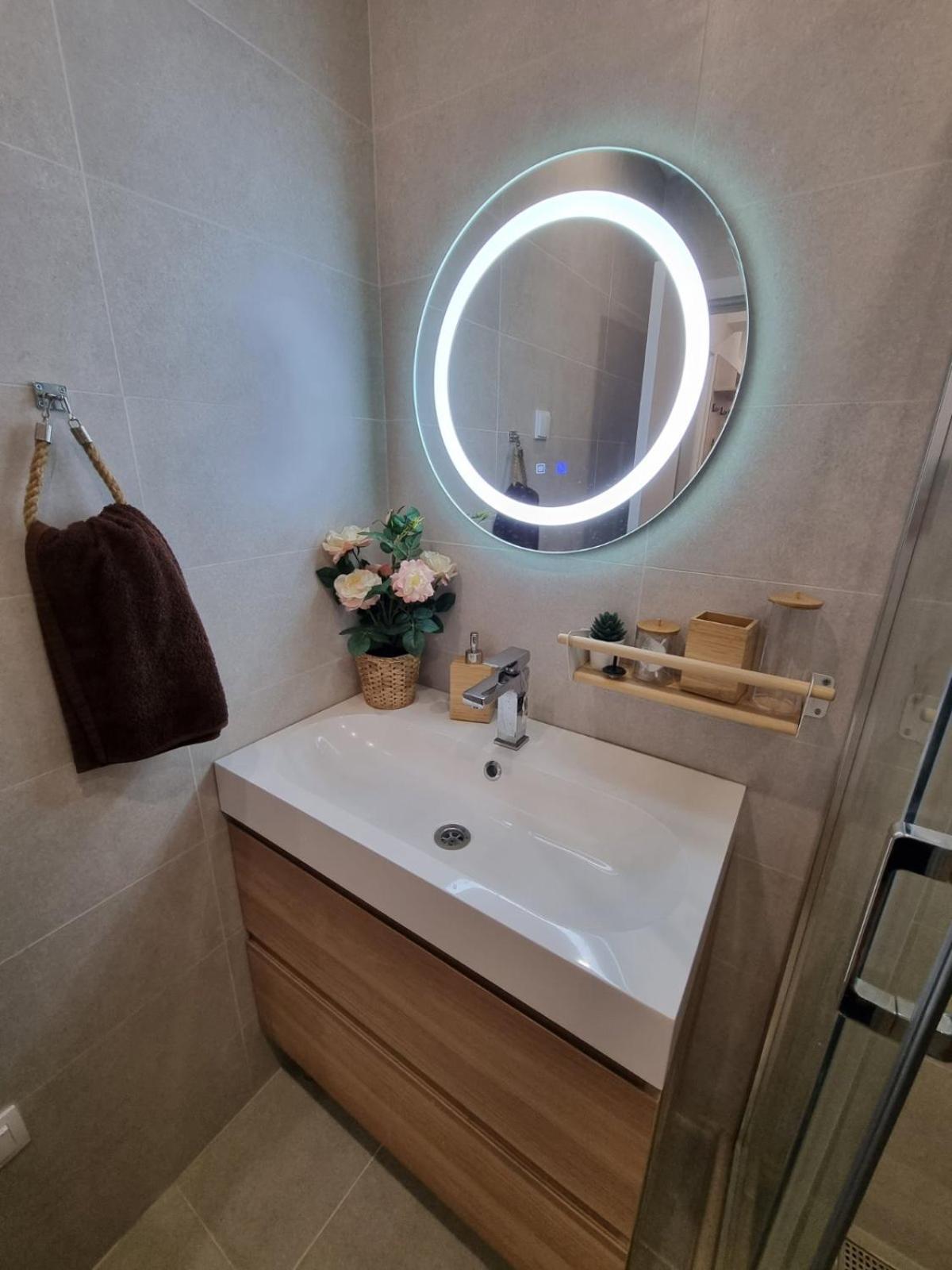 Apartment Polina - 2Bd Next To Sea Garden فارنا المظهر الخارجي الصورة