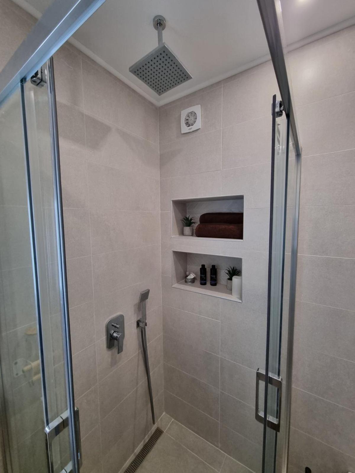 Apartment Polina - 2Bd Next To Sea Garden فارنا المظهر الخارجي الصورة